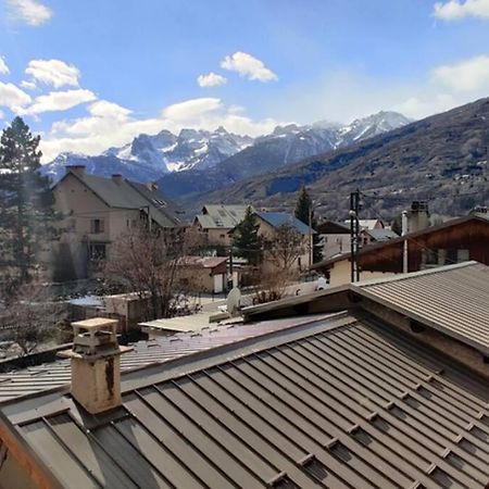 Maison Calme Independante Et Vue Sur Les Montagnes Briançon Buitenkant foto